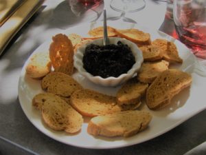 la tapenade typiquement provençale