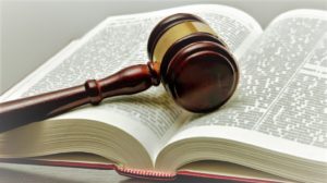 Depuis 2008 il est interdit de conserver les cendres