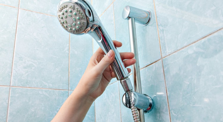 reparer une douche-fuit