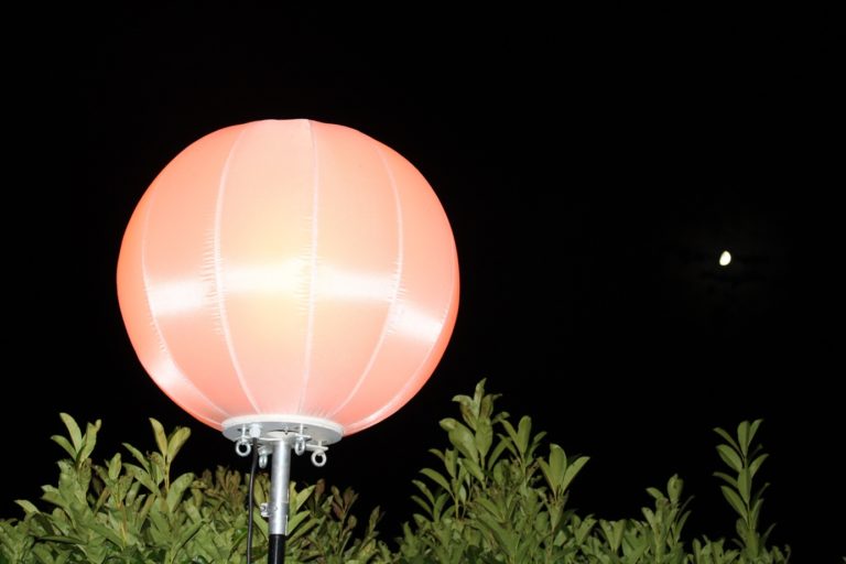 Pourquoi investir dans un ballon lumineux personnalisé ?