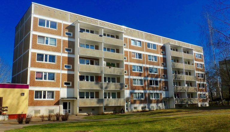 Gratade cite 10 faits à connaître lors de l'achat d'un bien immobilier en France