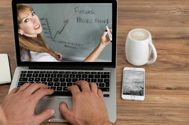 Comment bien réussir son webinar ?