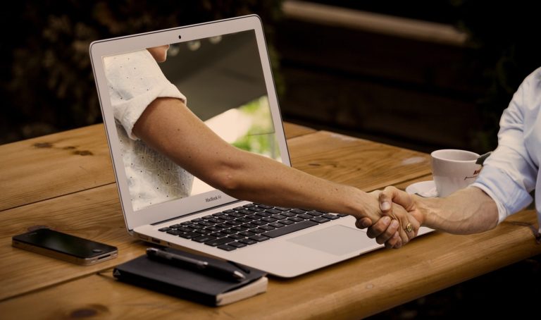 Trouver l’amour sur les sites de rencontre en ligne est-il vraiment possible?