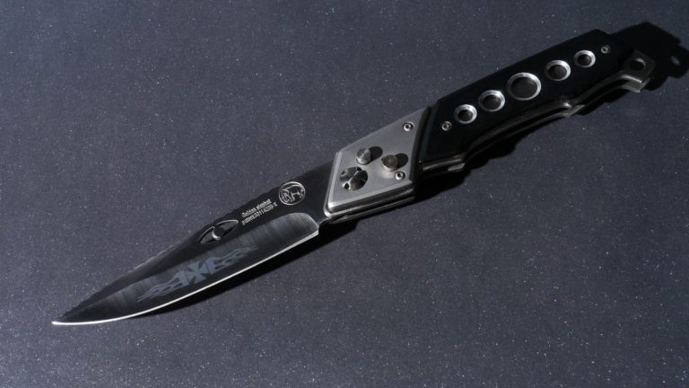 Tout savoir sur l’utilisation d’un couteau pliant