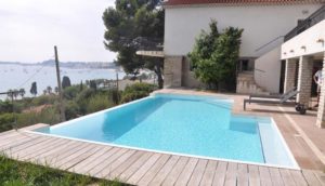 Restez en sécurité et en bonne santé dans votre piscine arrière