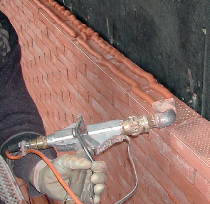 Travaux de maçonnerie : découvrir la pose collée à joints mince 