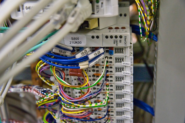distributeur de matériel électrique