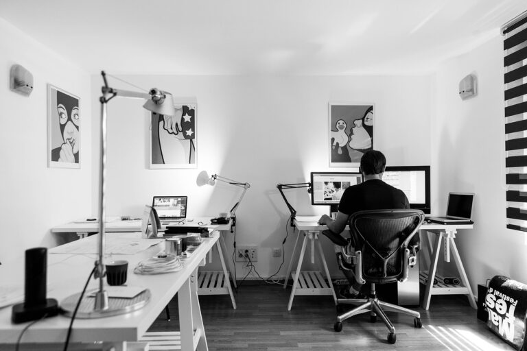 Engagez un Développeur Web Freelance pour des Solutions Performantes